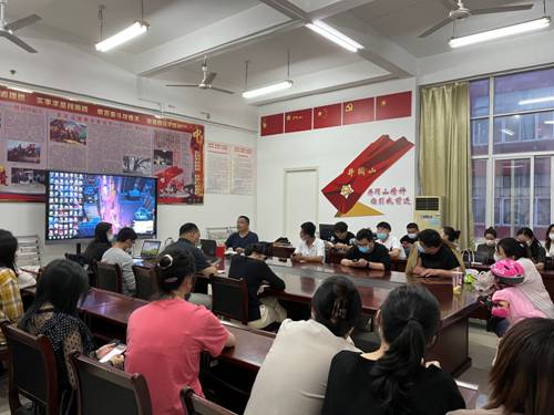 lADPJxuMQqawhzbNC9DND8A_4032_3024