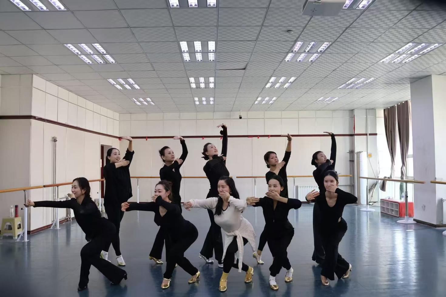 1762220013621809.png 1762220013621809.png